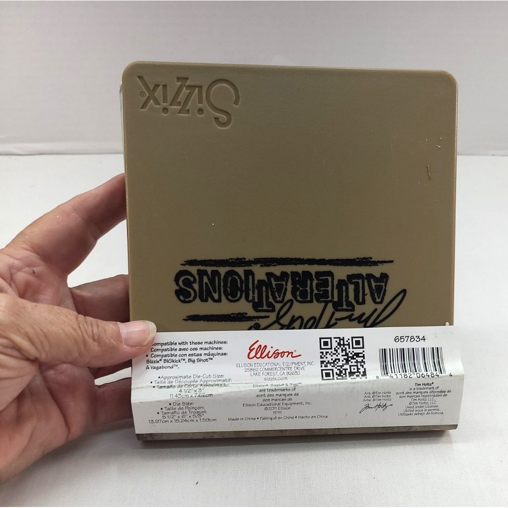Sizzix Bigz Die Tim Holtz Alterations Vintage Camera 657834 - Picture 2 of 9